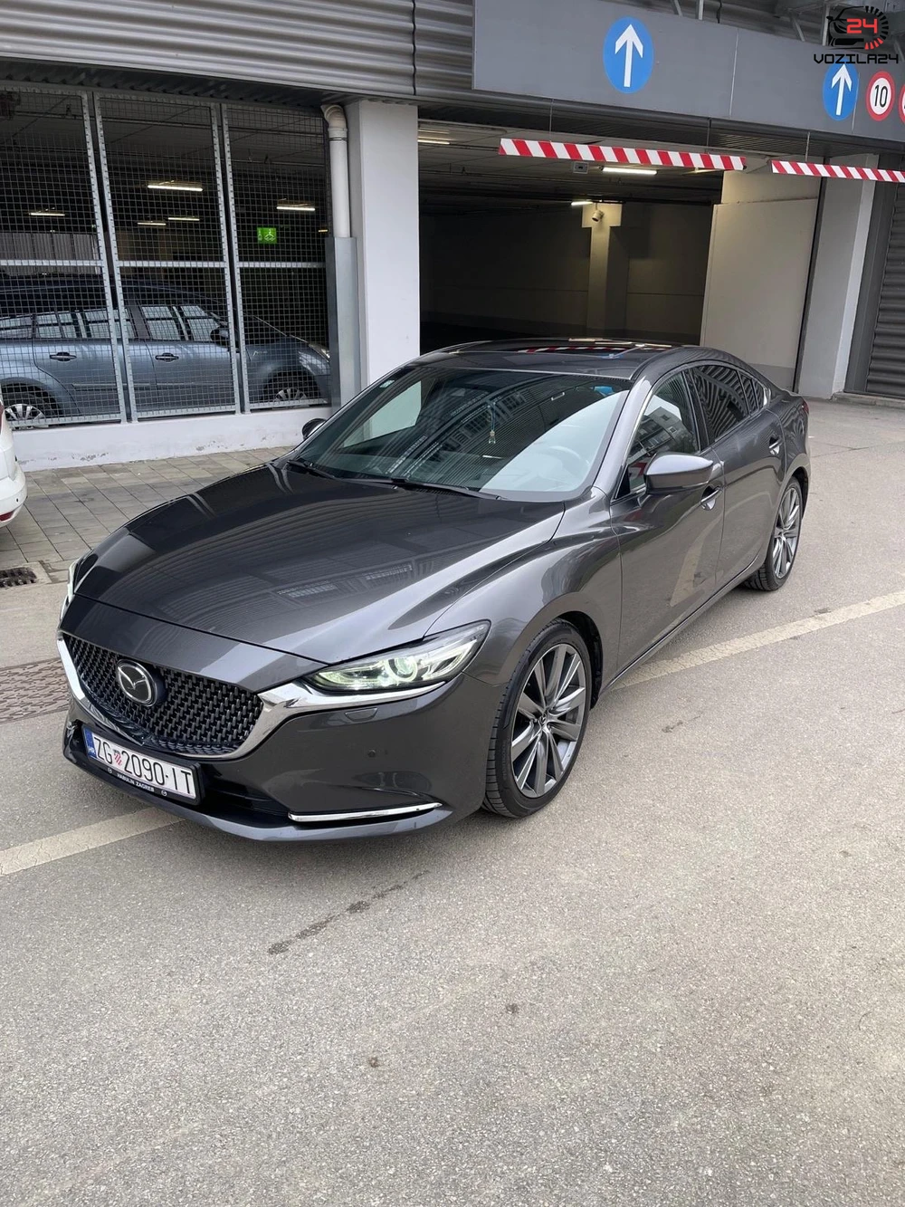Mazda 6