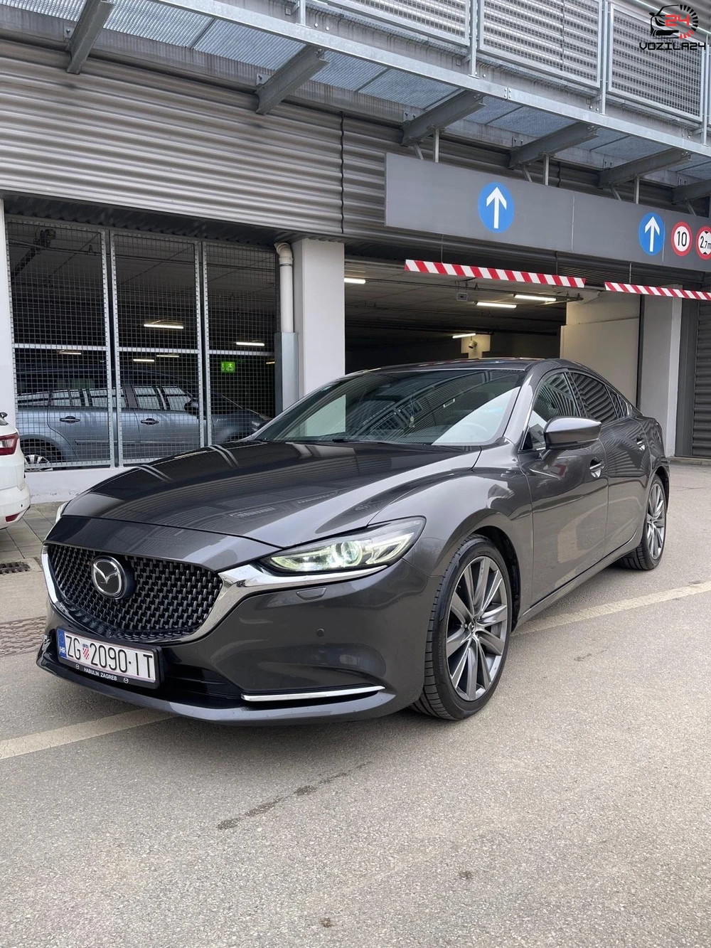 Mazda 6