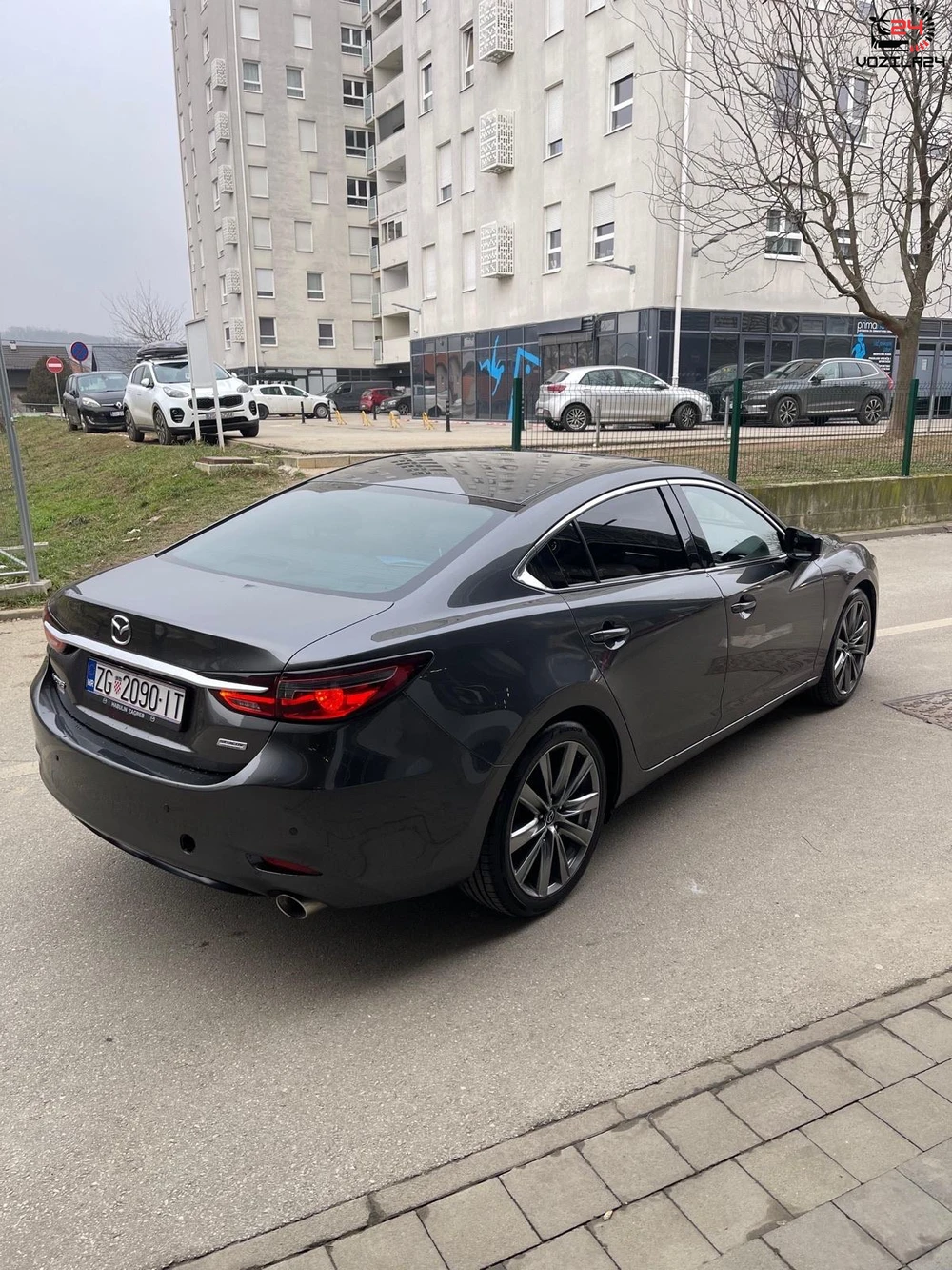 Mazda 6