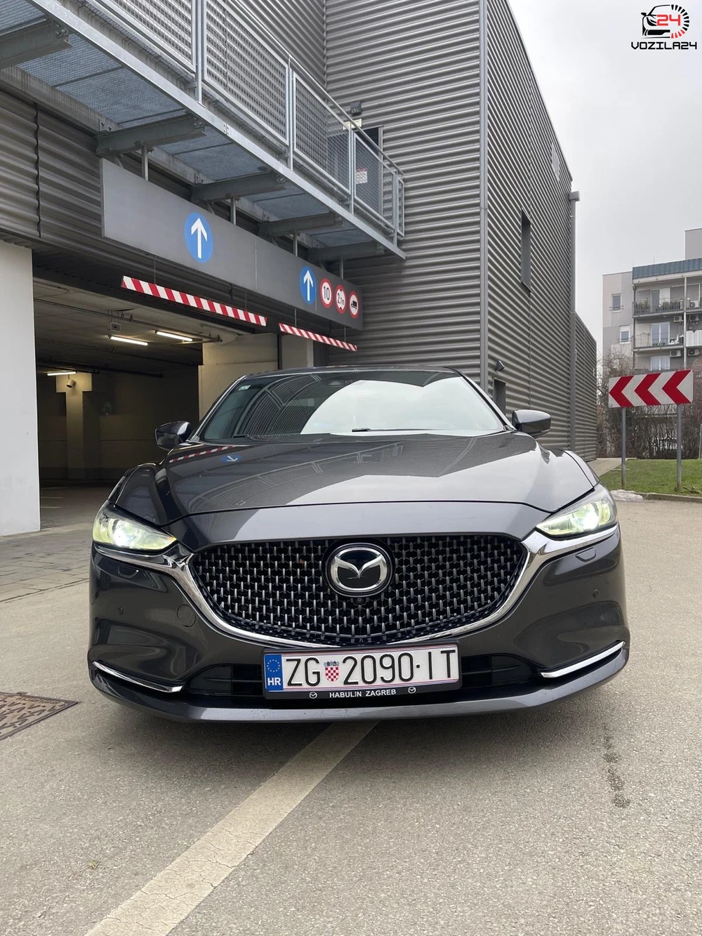 Mazda 6